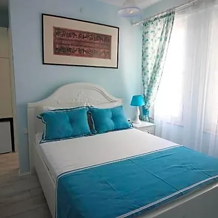 Nilada Apartment