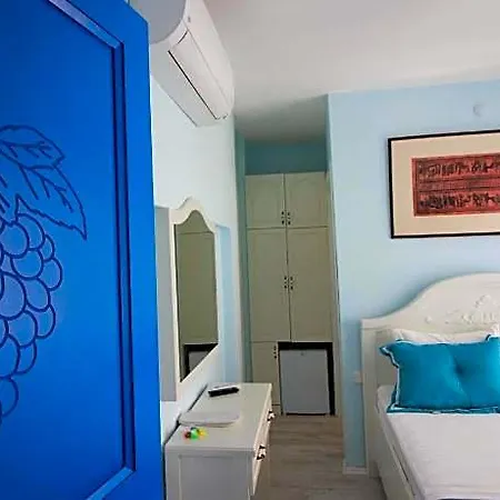 Nilada Apartment